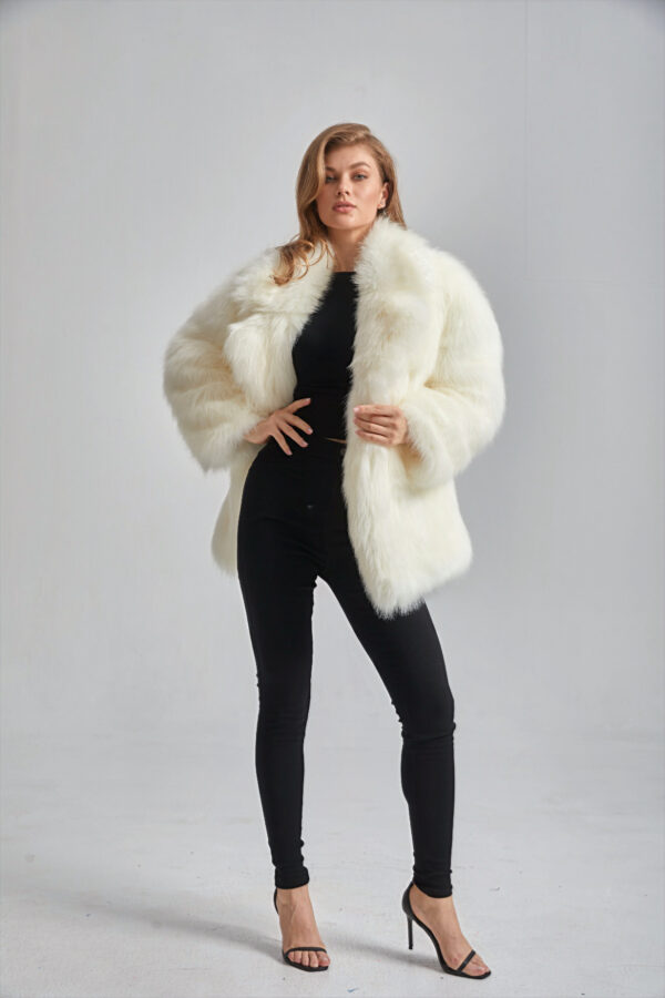 Women’s Faux Oversized Fur - Image 5